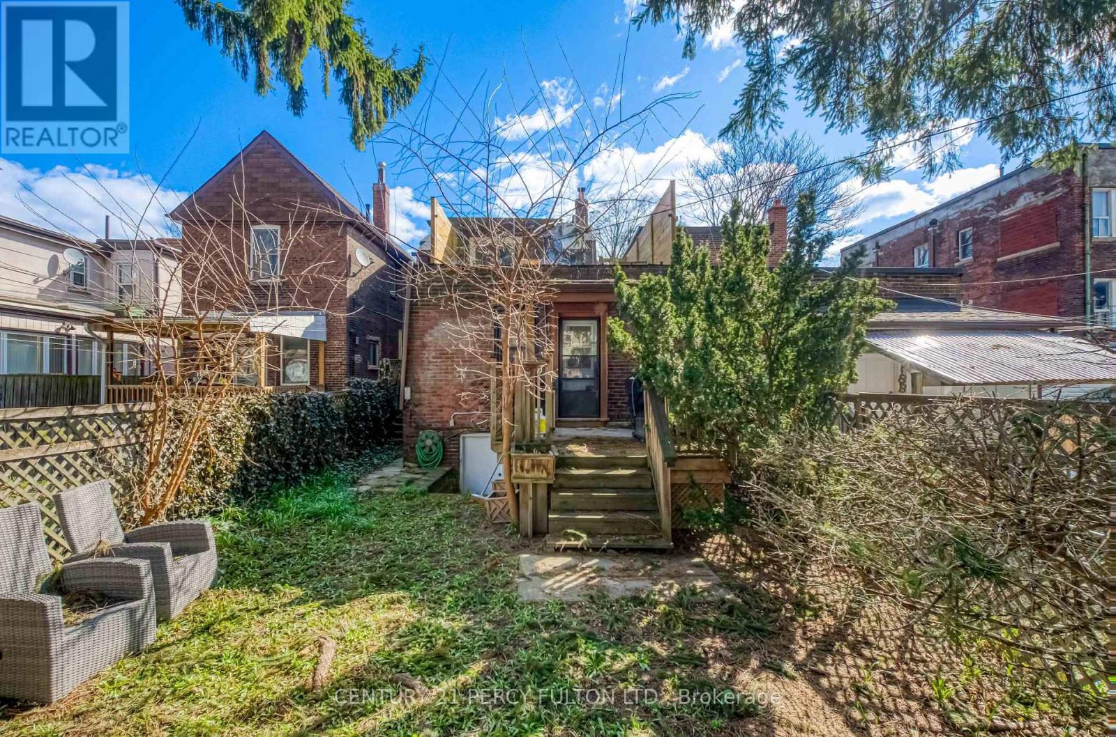 10 REDWOOD AVENUE - 27