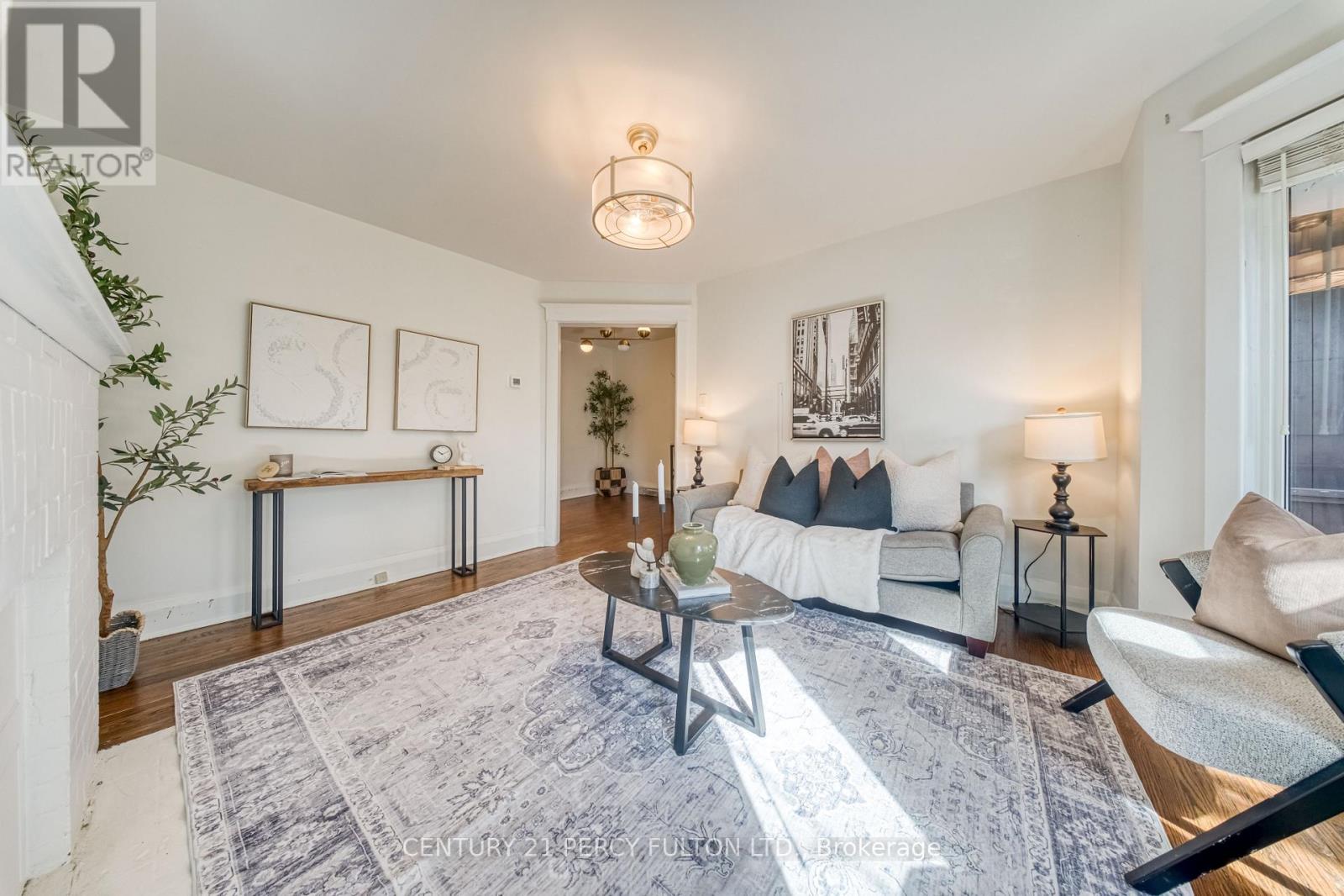 10 REDWOOD AVENUE - 7