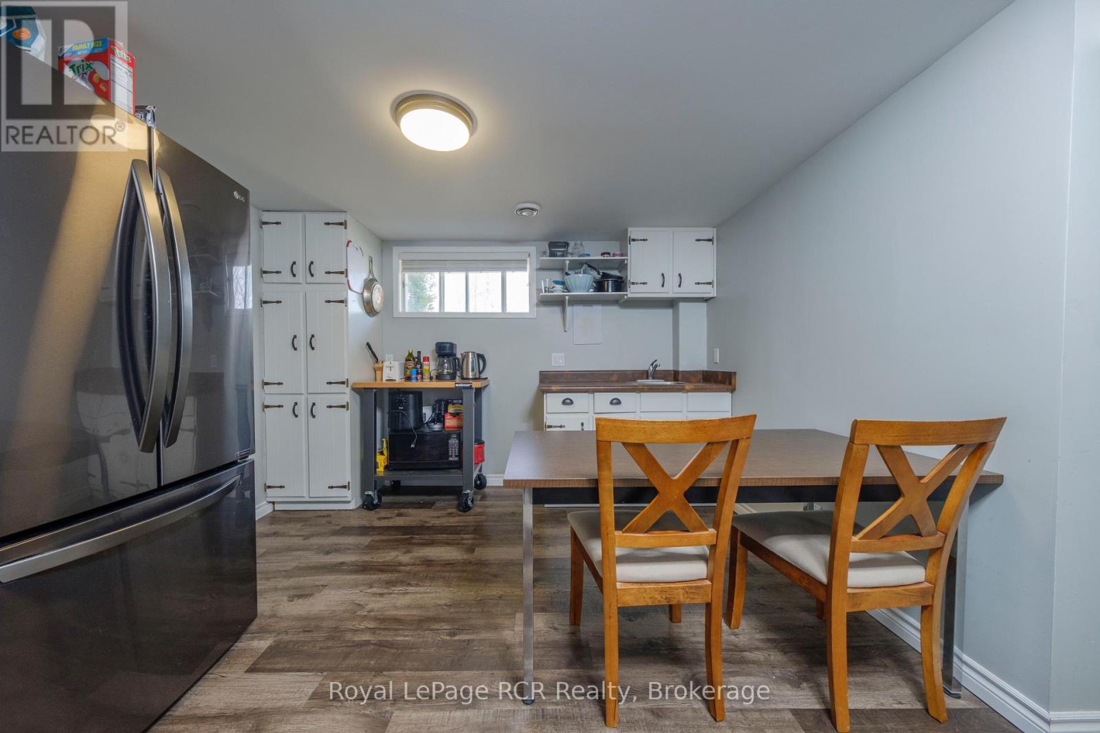 383 WELLINGTON STREET - 34