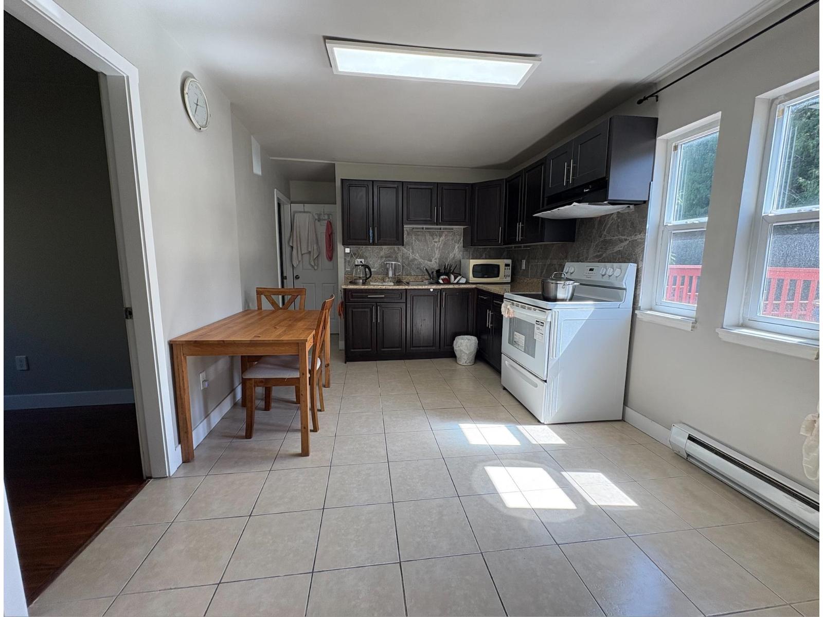 9126 CLAY STREET — photo 11