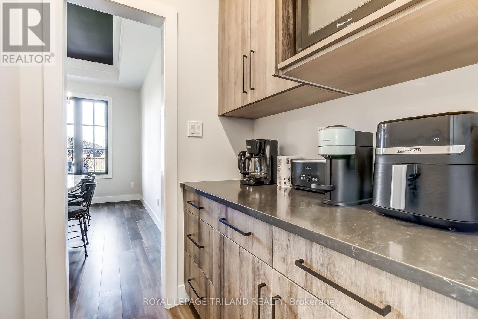 148 OLD FIELD LANE — photo 17