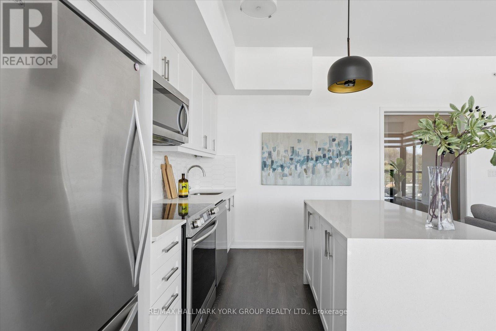 #515 50 ANN STREET - 14