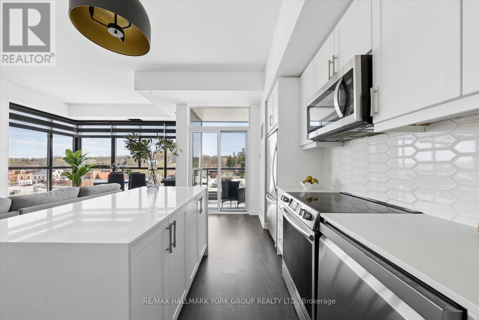 #515 50 ANN STREET - 19