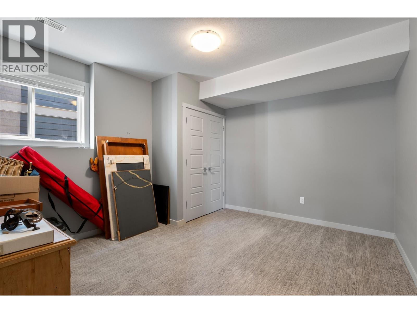 2190 Doubletree Crescent - 31