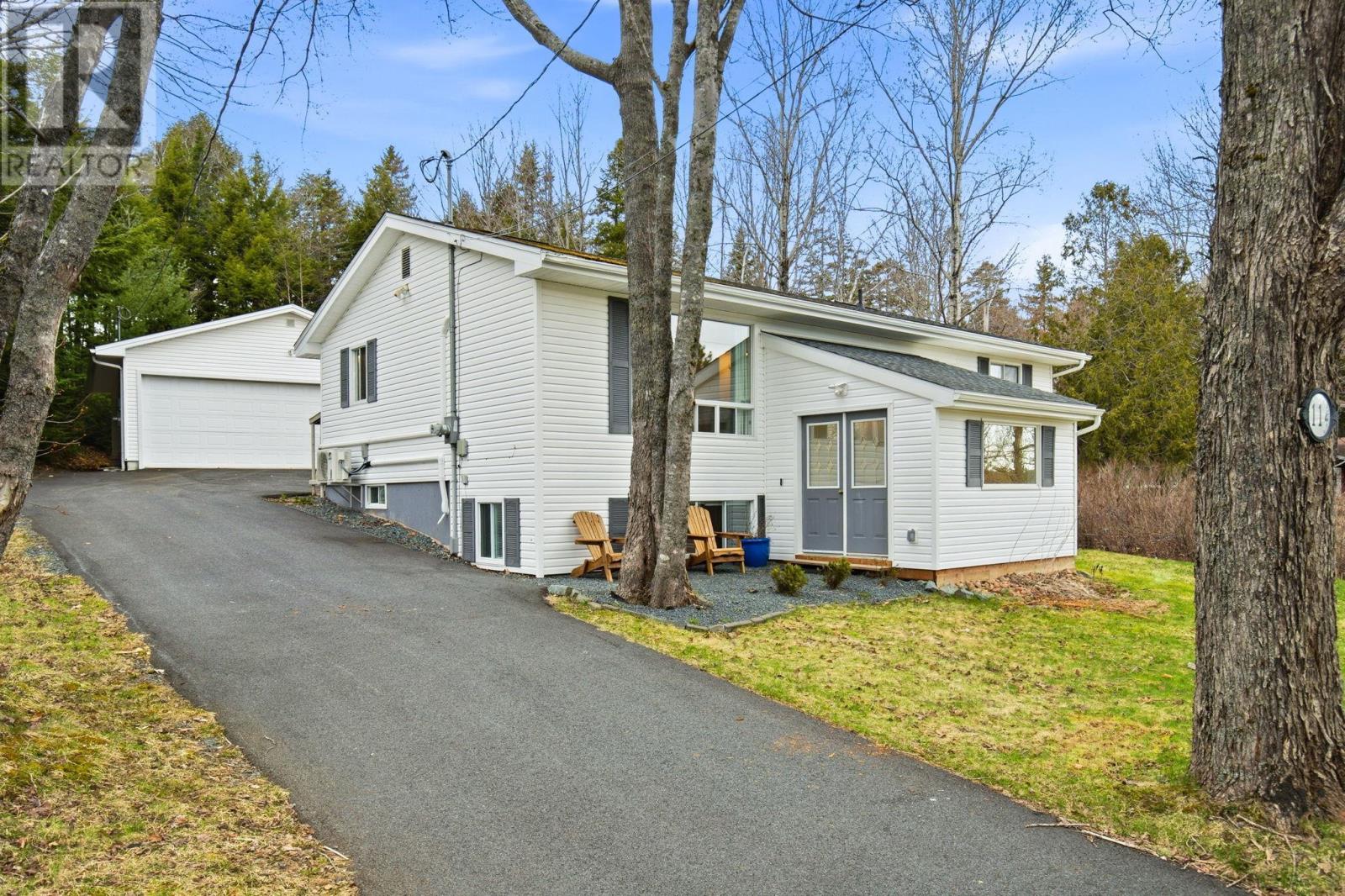 Property 2 of 45 of 114 Charleswood Drive