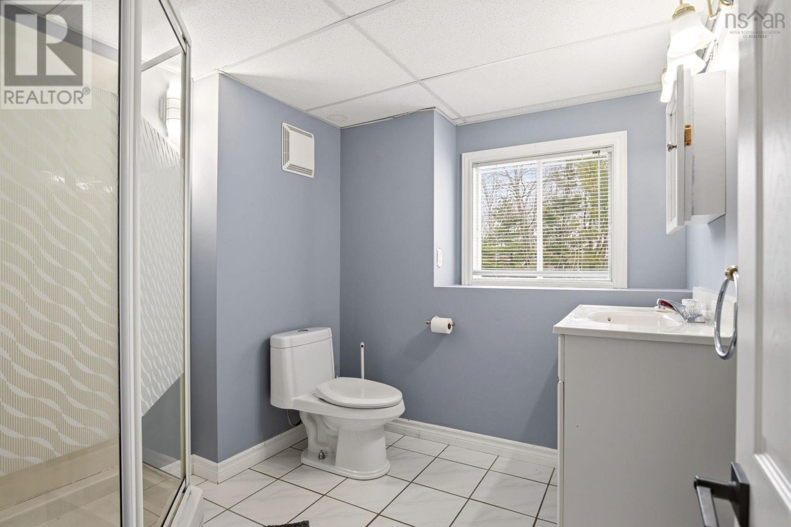 Property 29 of 45 of 114 Charleswood Drive