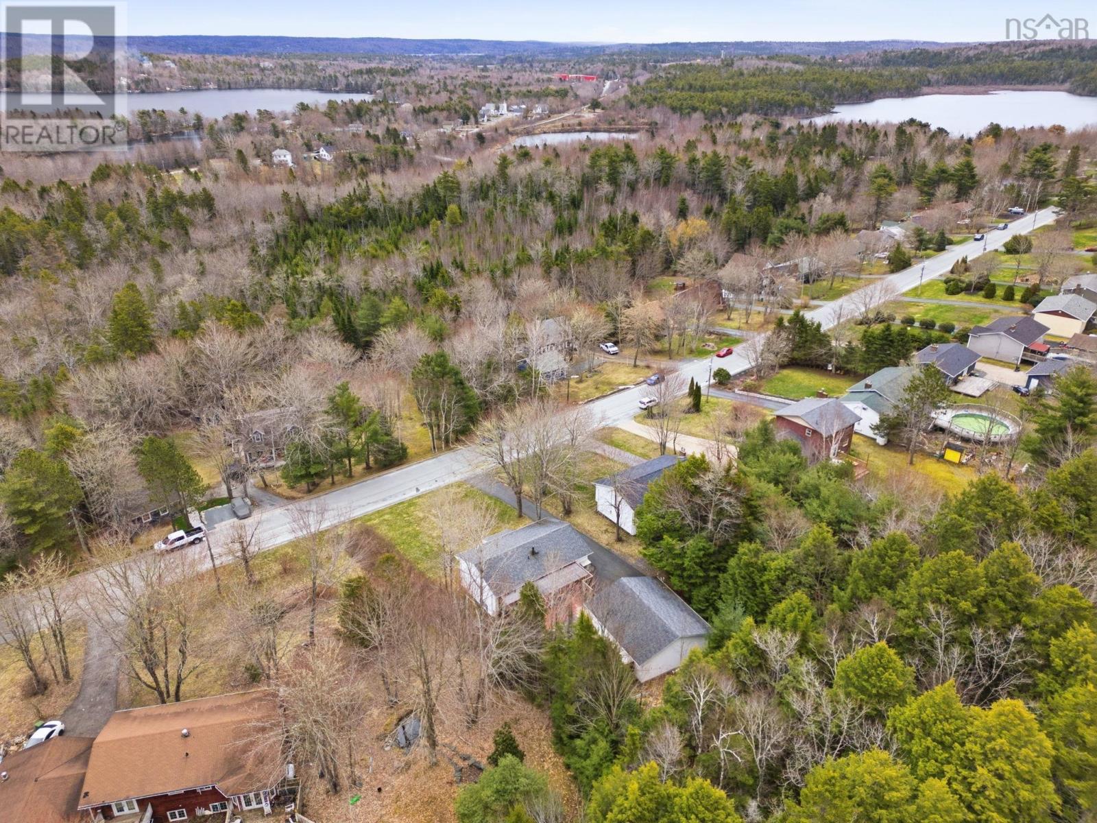 Property 34 of 45 of 114 Charleswood Drive