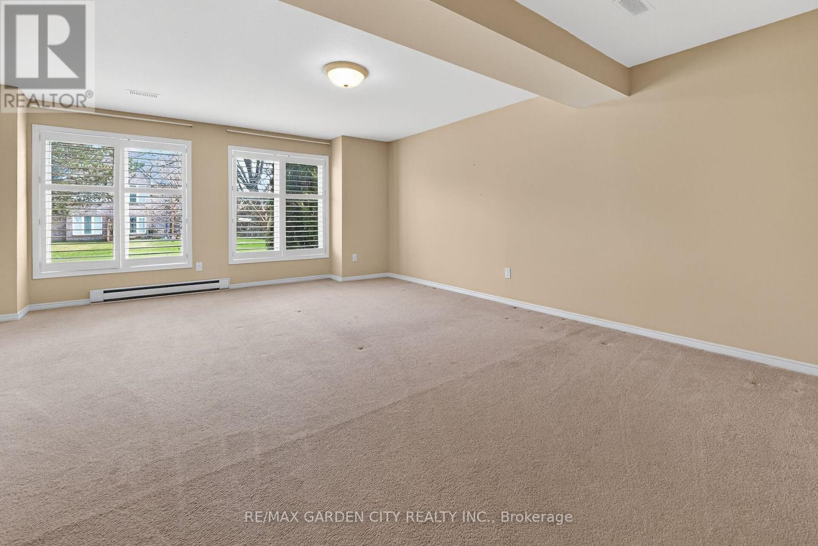 #39 121 GLEN MORRIS DRIVE - 28