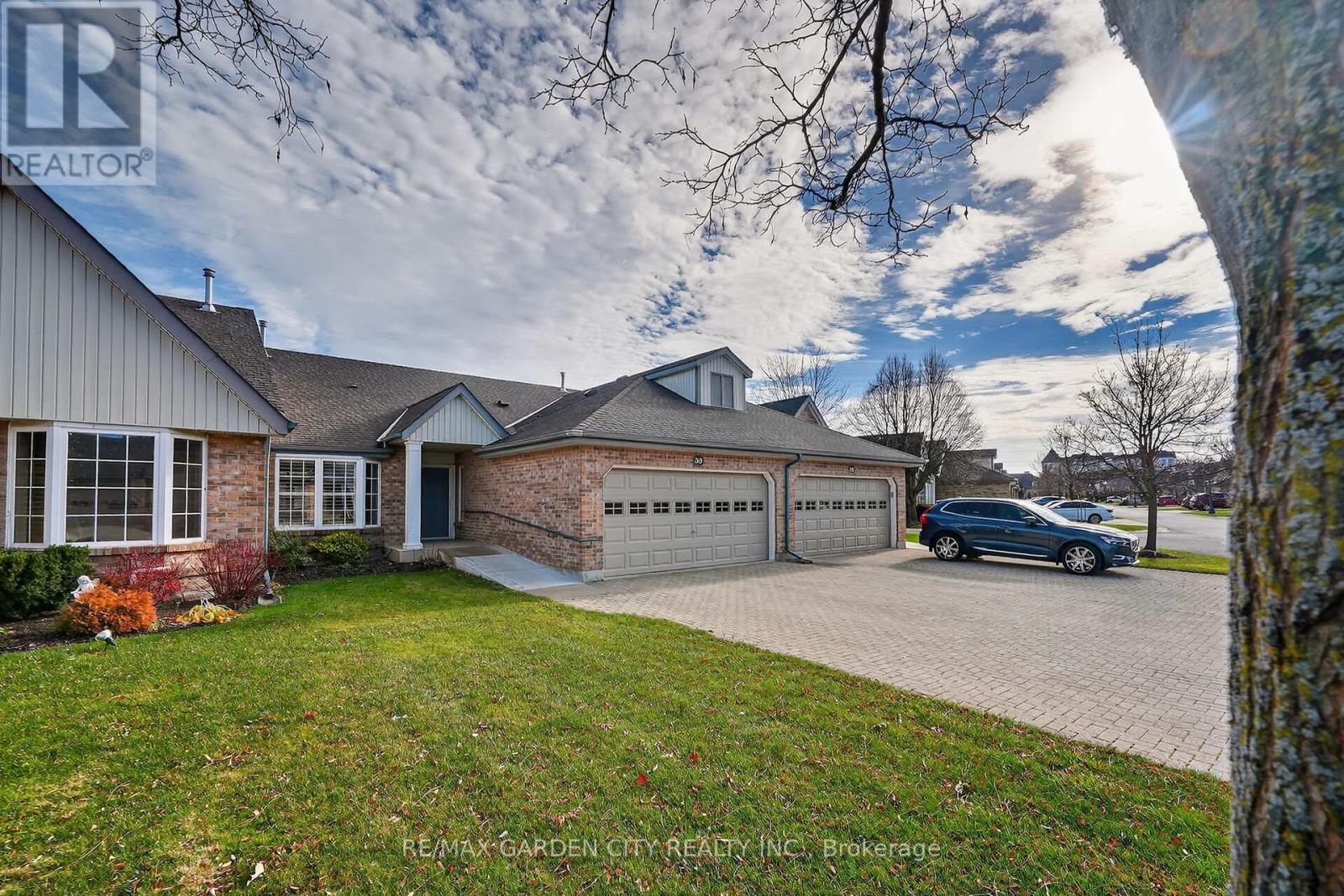 #39 121 GLEN MORRIS DRIVE - 3