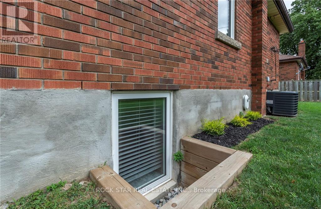 292 SOUTH BEND ROAD E — photo 29