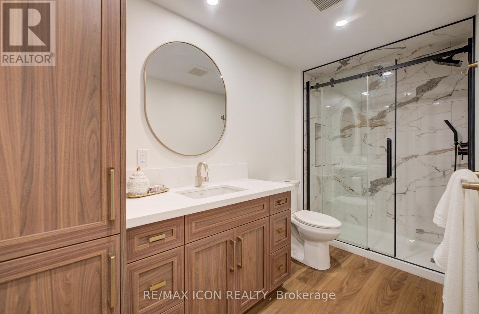 #105 440 DURHAM STREET W - 17