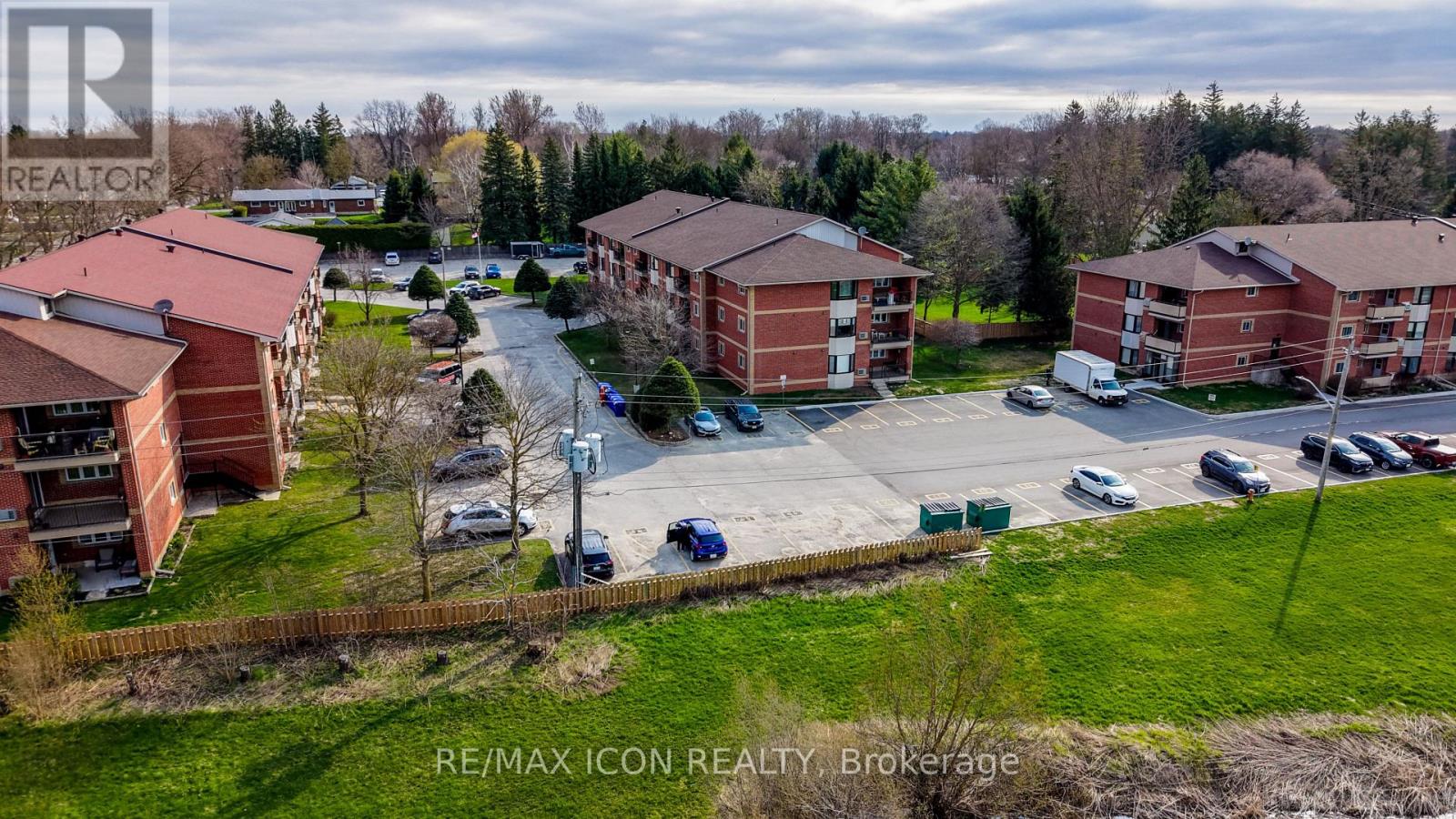 #105 440 DURHAM STREET W - 21