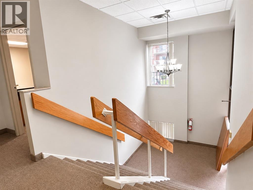301 FRONT STREET North Unit# 2, Sarnia, Ontario, N7T5S6 — Photo 6