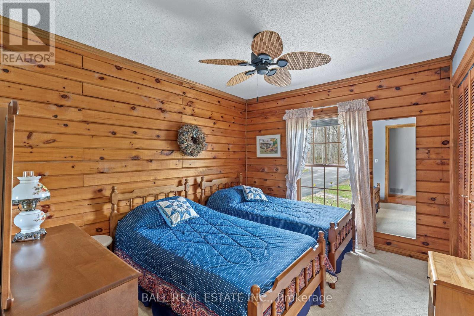 48 STANLEY DRIVE - 22