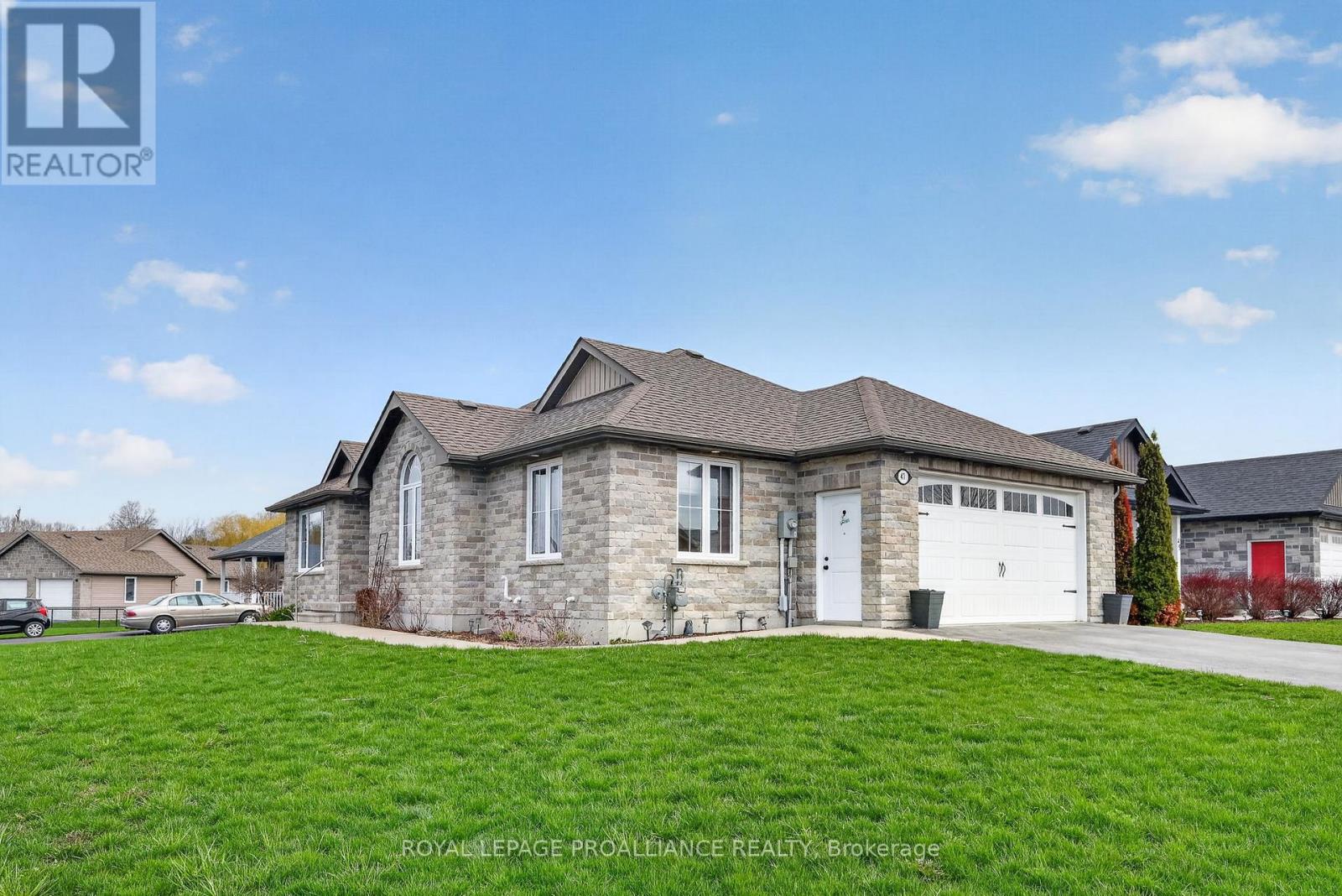 47 ARTHUR STREET - photo 2