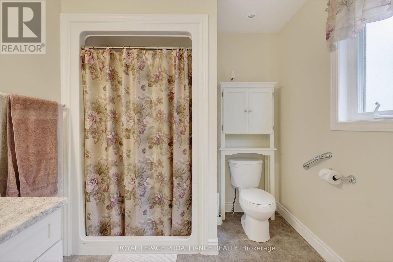47 ARTHUR STREET — photo 35
