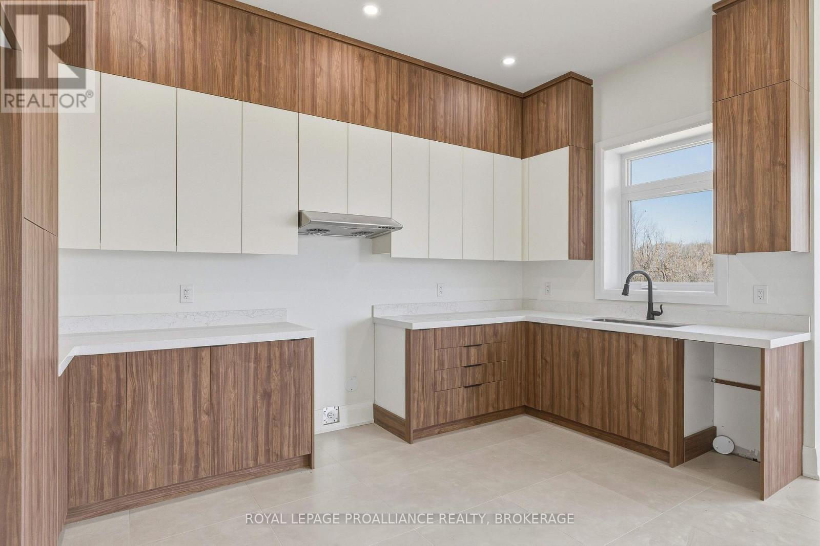 130 HINEMAN STREET — photo 11