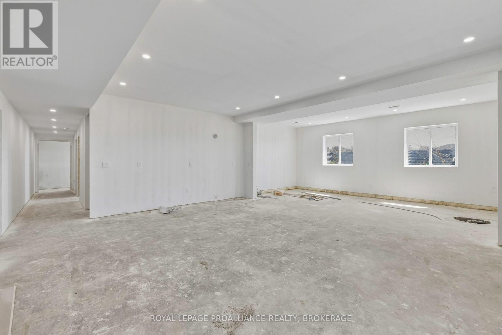 130 HINEMAN STREET — photo 30