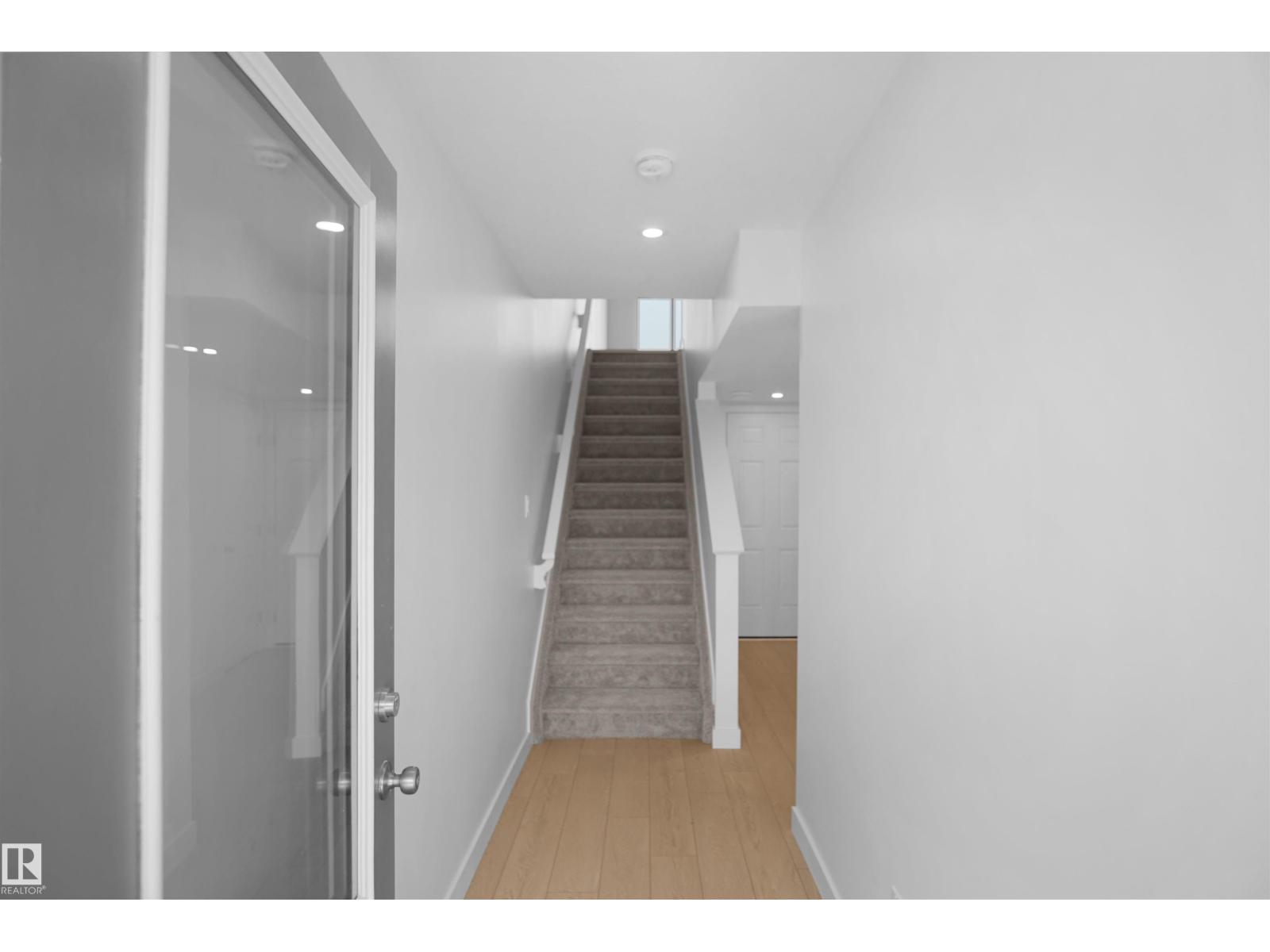 651 176 AV NE - 3