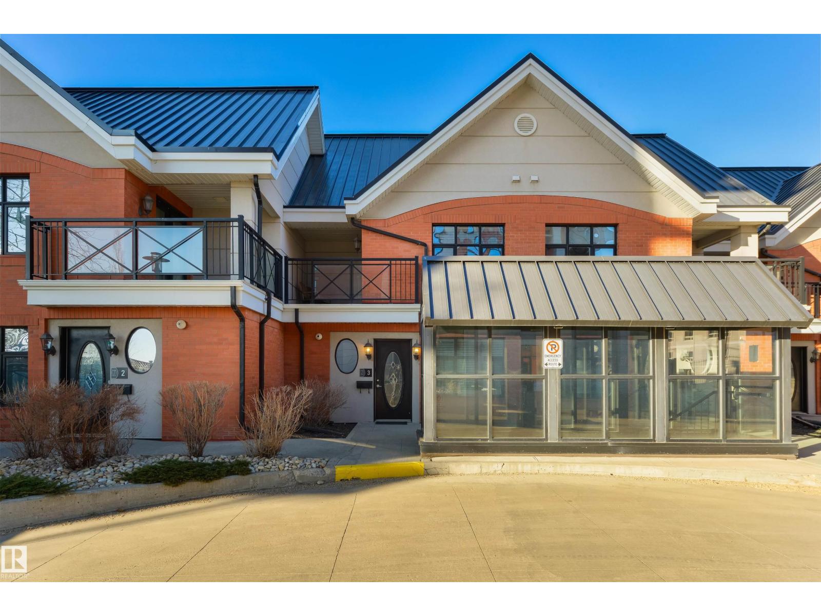 3 9026 Jasper Ave AV NW, Edmonton