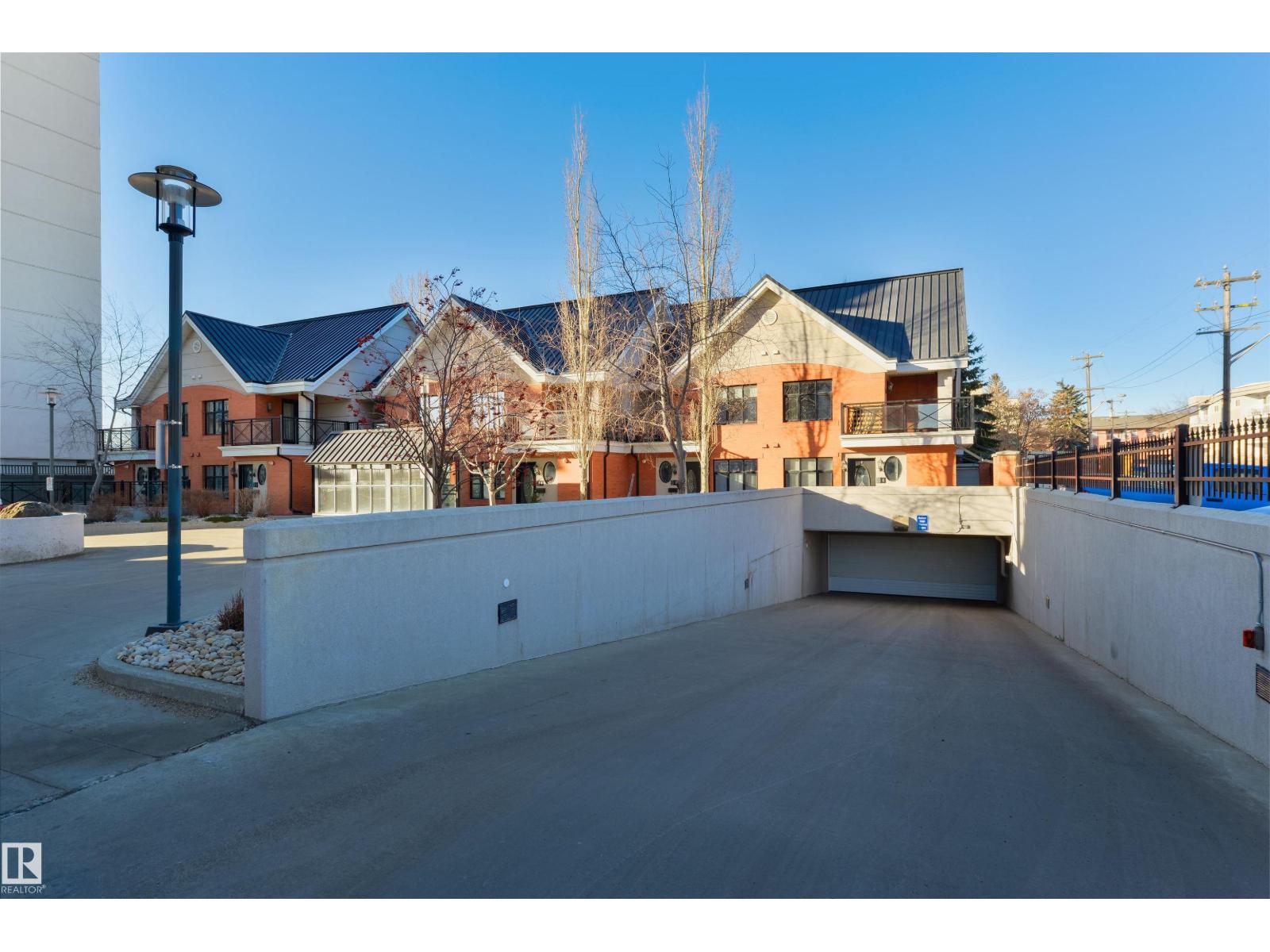 3 9026 Jasper Ave AV NW, Edmonton