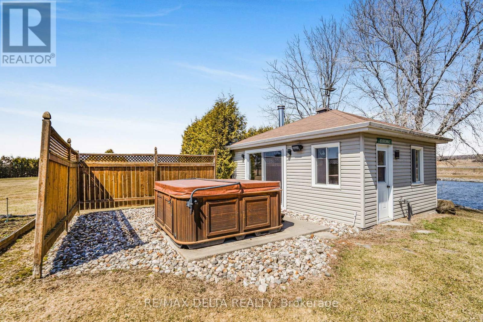 1819 BASELINE ROAD — photo 9