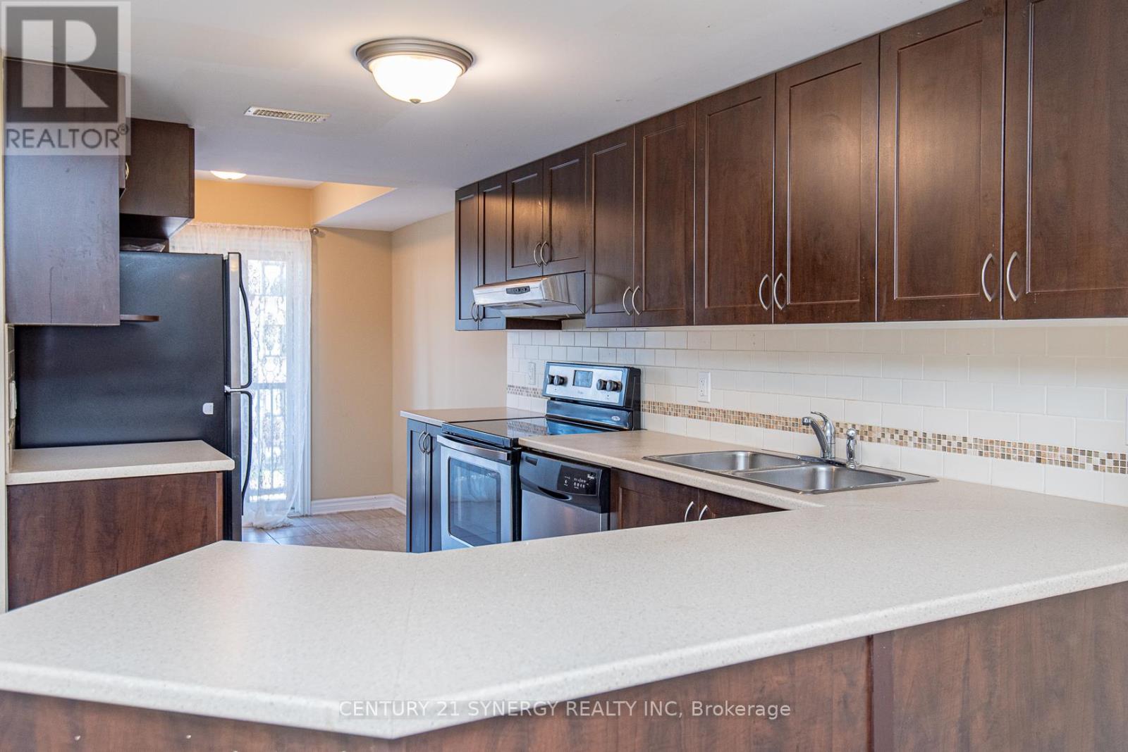 2 Bed, 3 Bath House for Rent in Ottawa – 2228 TENTH LINE ROAD, Ottawa – MLS# X13052328 - Image 2
