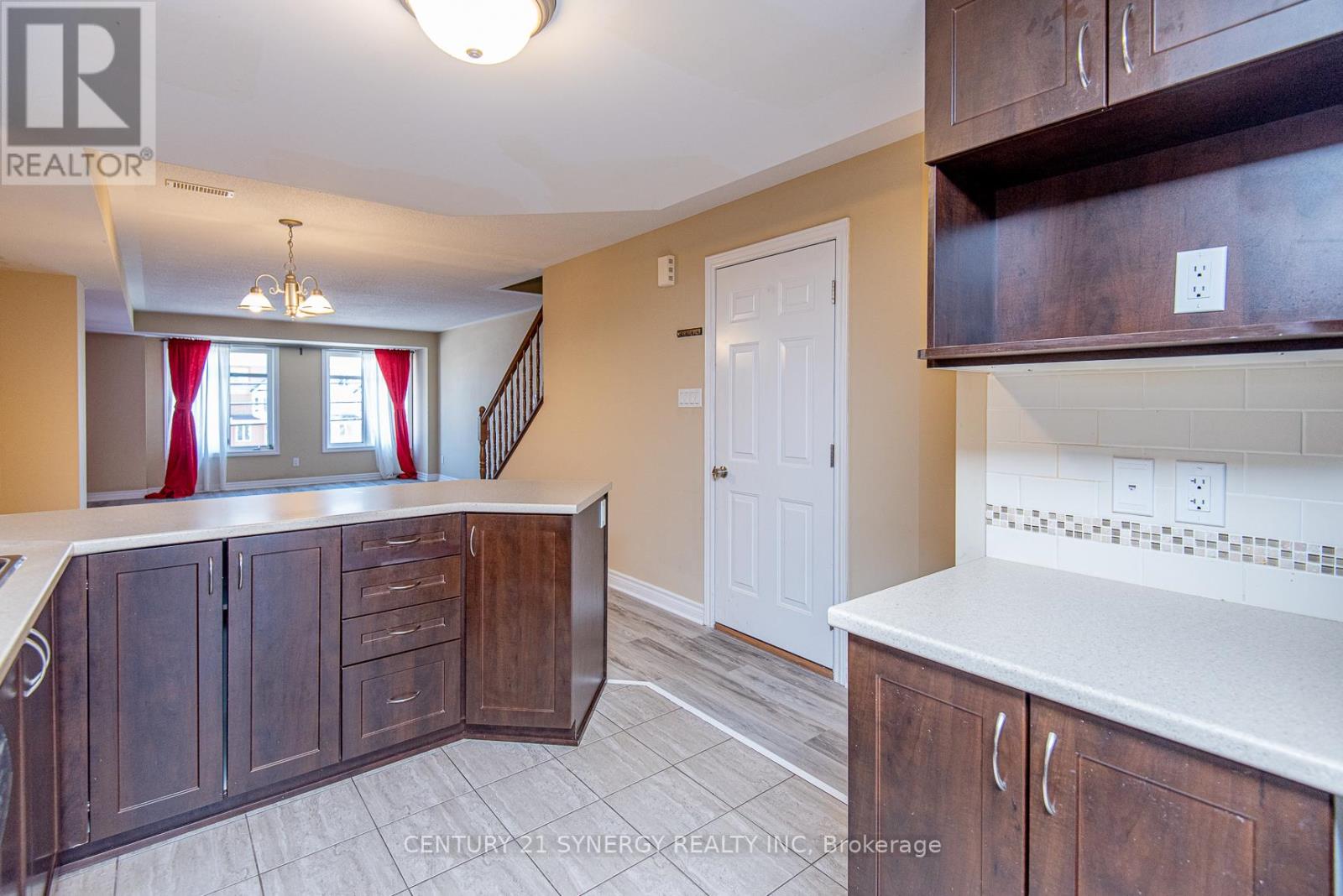 2 Bed, 3 Bath House for Rent in Ottawa – 2228 TENTH LINE ROAD, Ottawa – MLS# X13052328 - Image 3