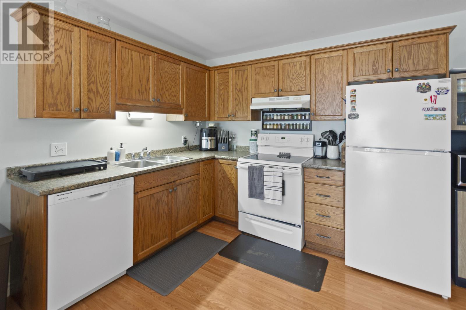 #8 17 Heatherway Drive - 6