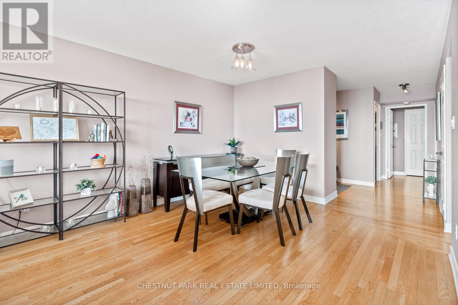 #1606 35 MERTON STREET - 4