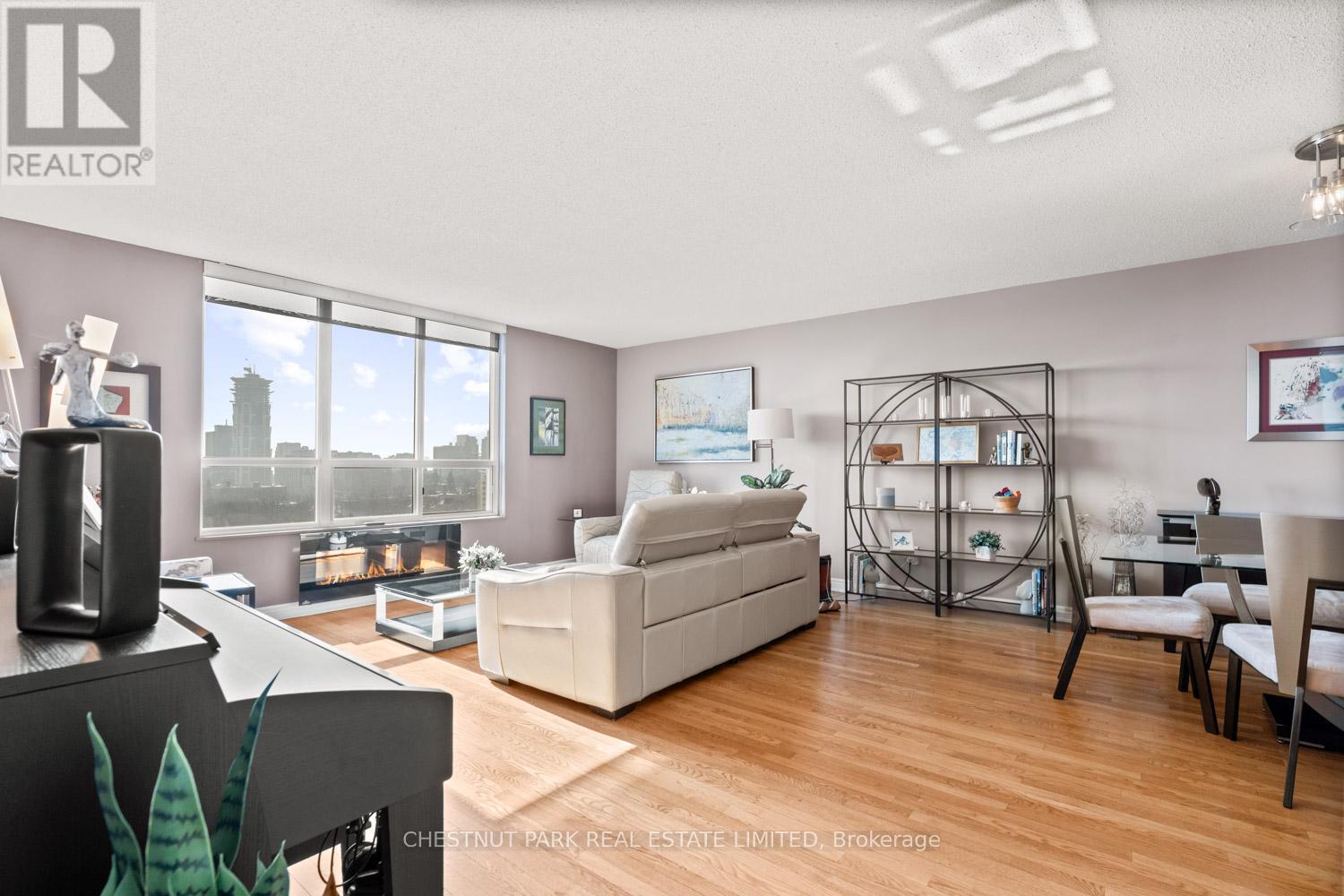 #1606 35 MERTON STREET - 6