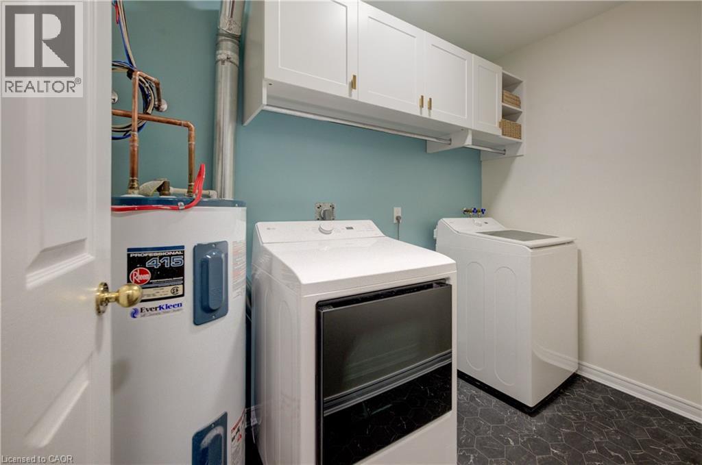 #105 440 DURHAM Street W - 11