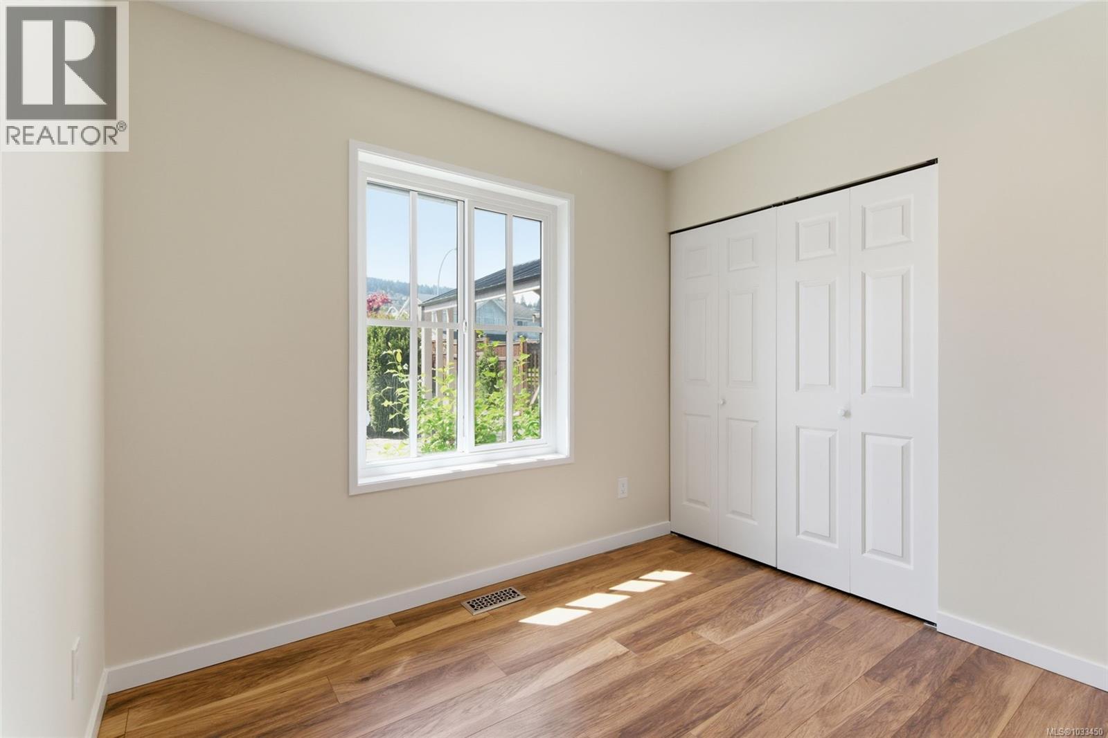 130 Heritage Dr - 41