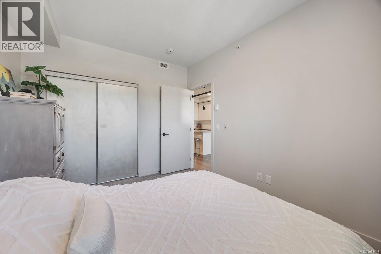 #403 695 Aspen Rd - 9