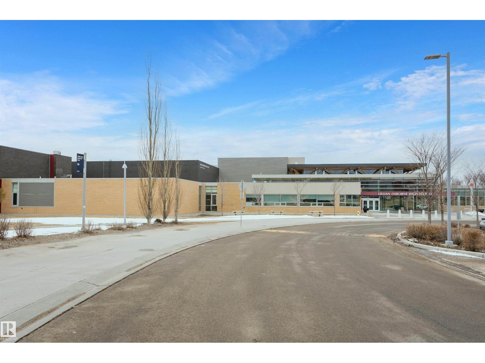 #118 2051 TOWNE CENTRE BV NW, Edmonton