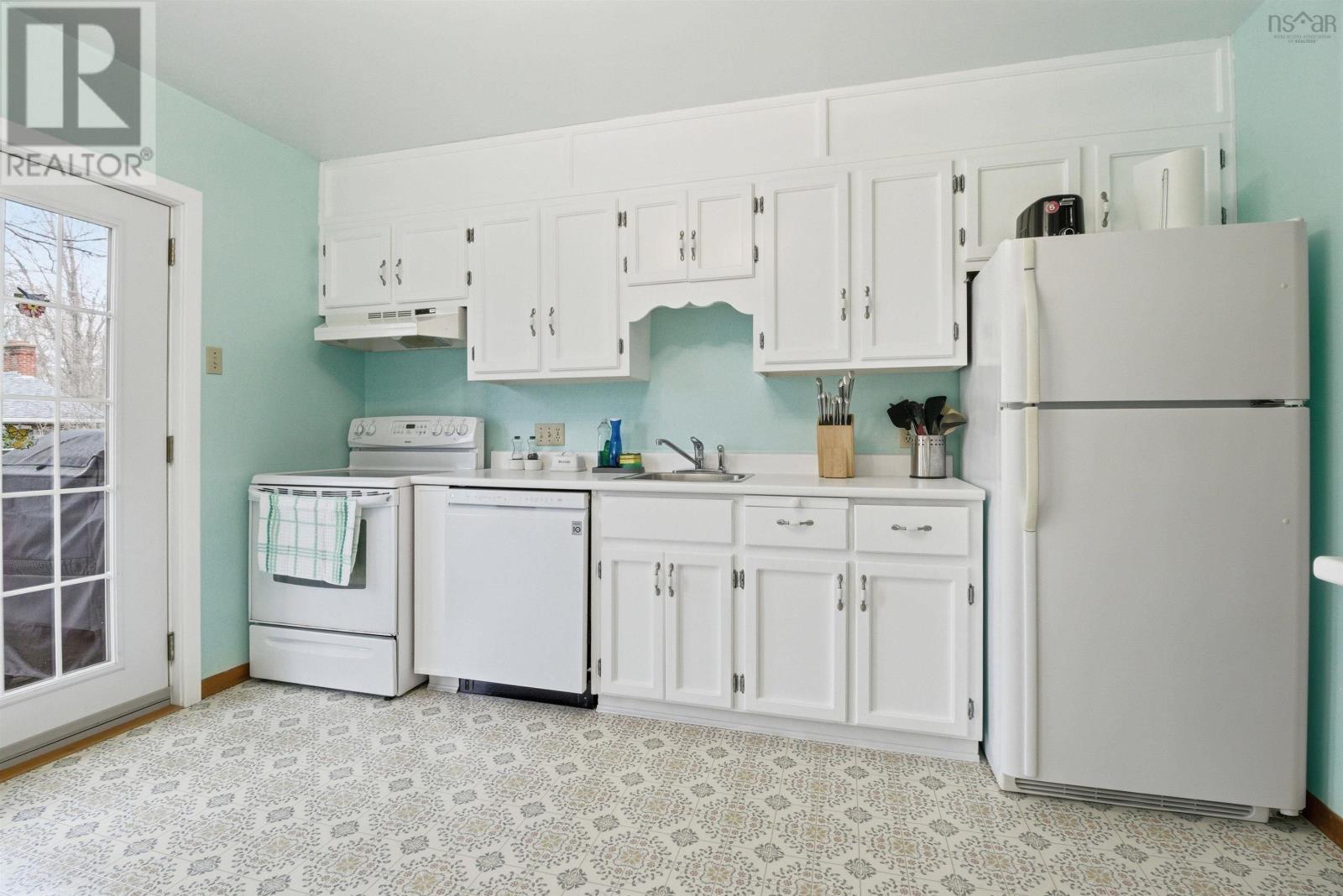 Property 10 of 36 of 827 Otter Drive