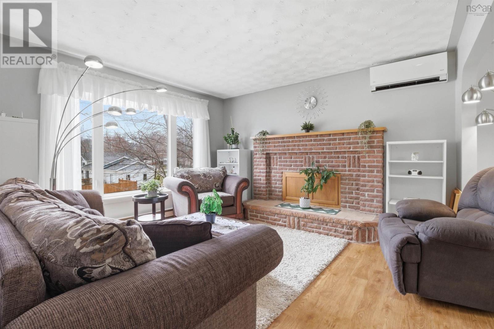 Property 5 of 36 of 827 Otter Drive