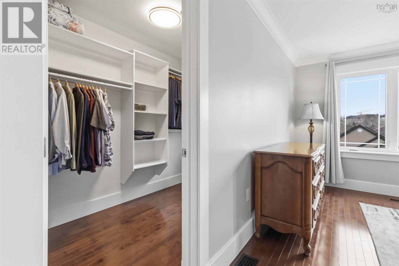 Property 26 of 42 of 3 Sedgewick Place