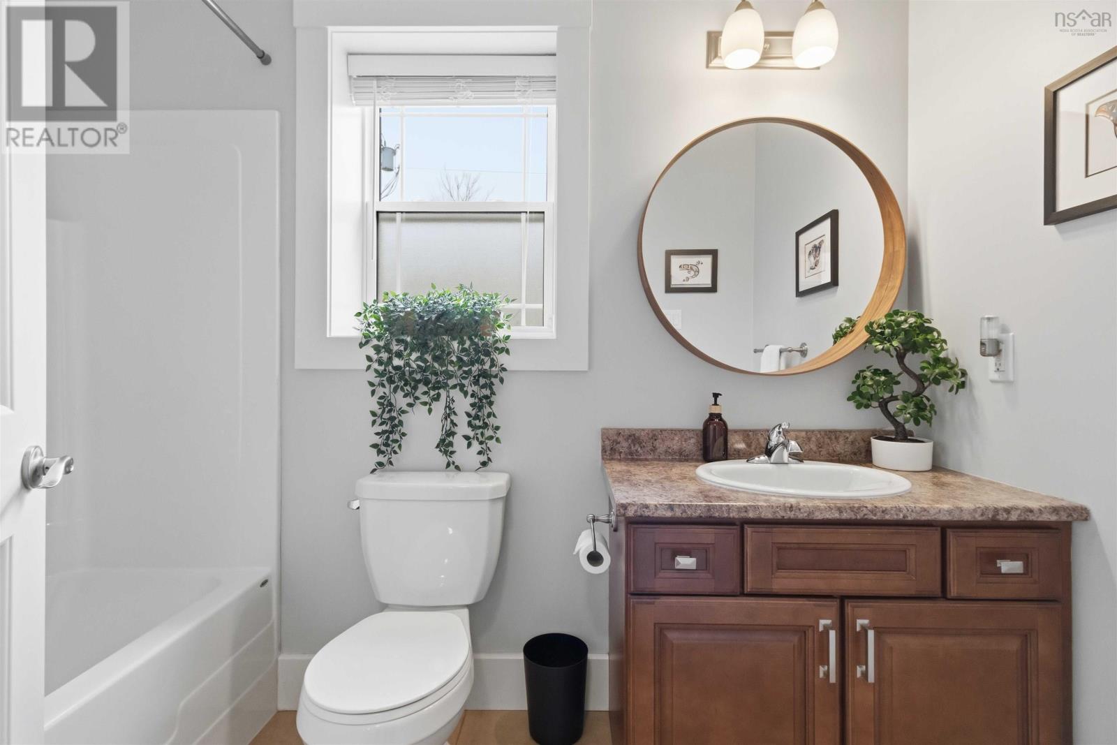 Property 37 of 42 of 3 Sedgewick Place