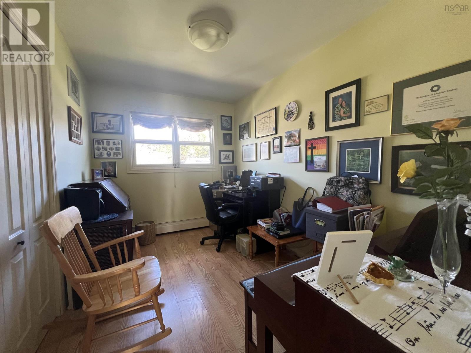 Property 13 of 23 of 34 Bayside Drive