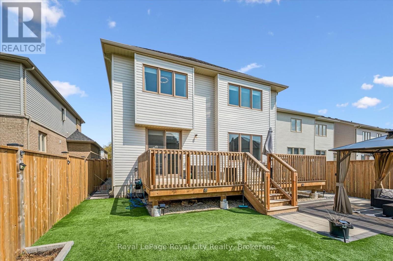 145 HARPIN WAY E - 39