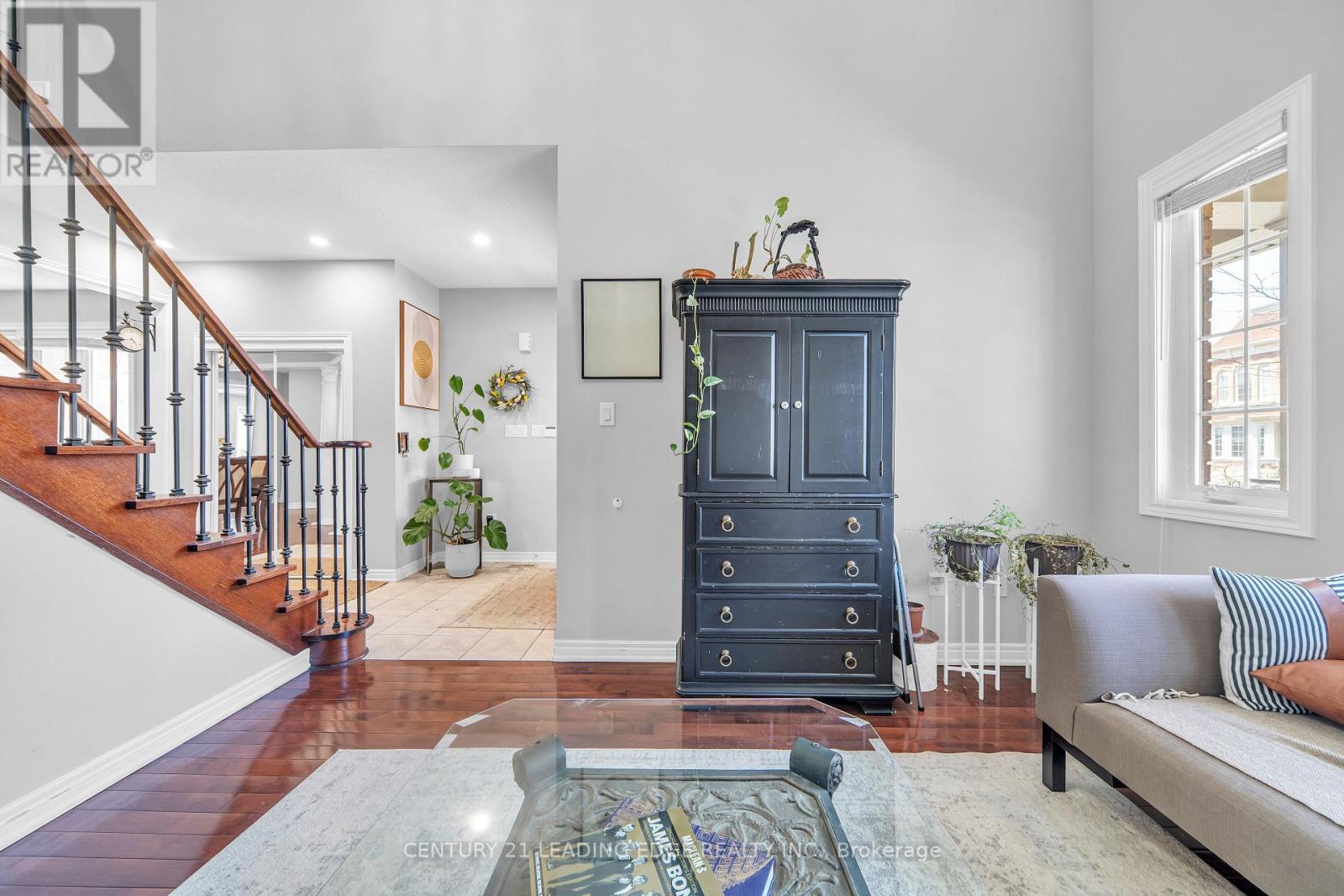 13 FORESTBROOK DRIVE - 10