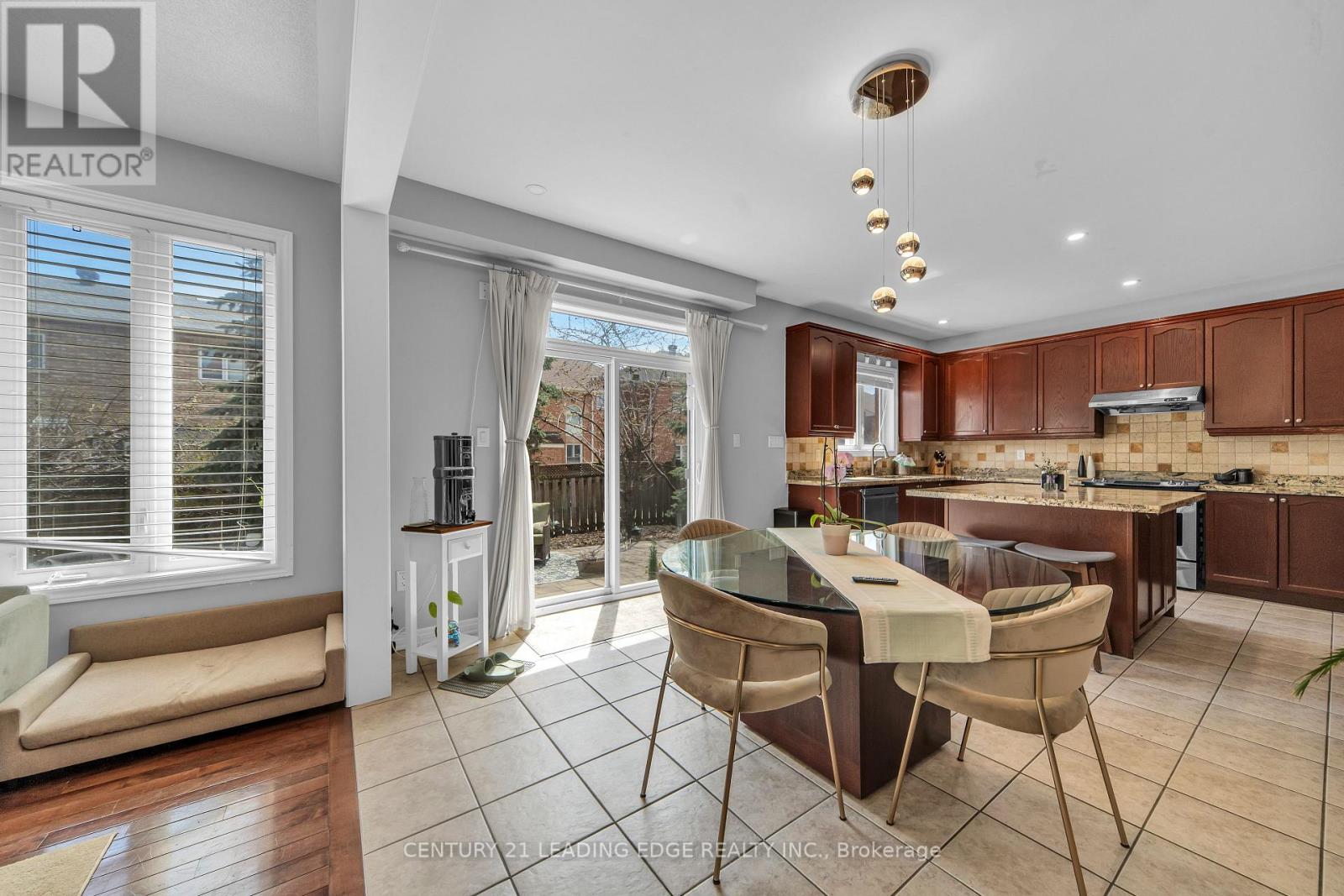 13 FORESTBROOK DRIVE - 19