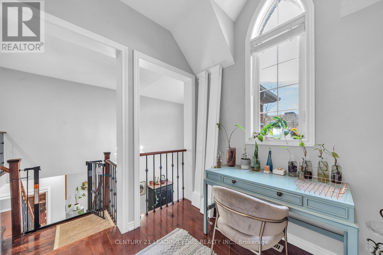 13 FORESTBROOK DRIVE - 27