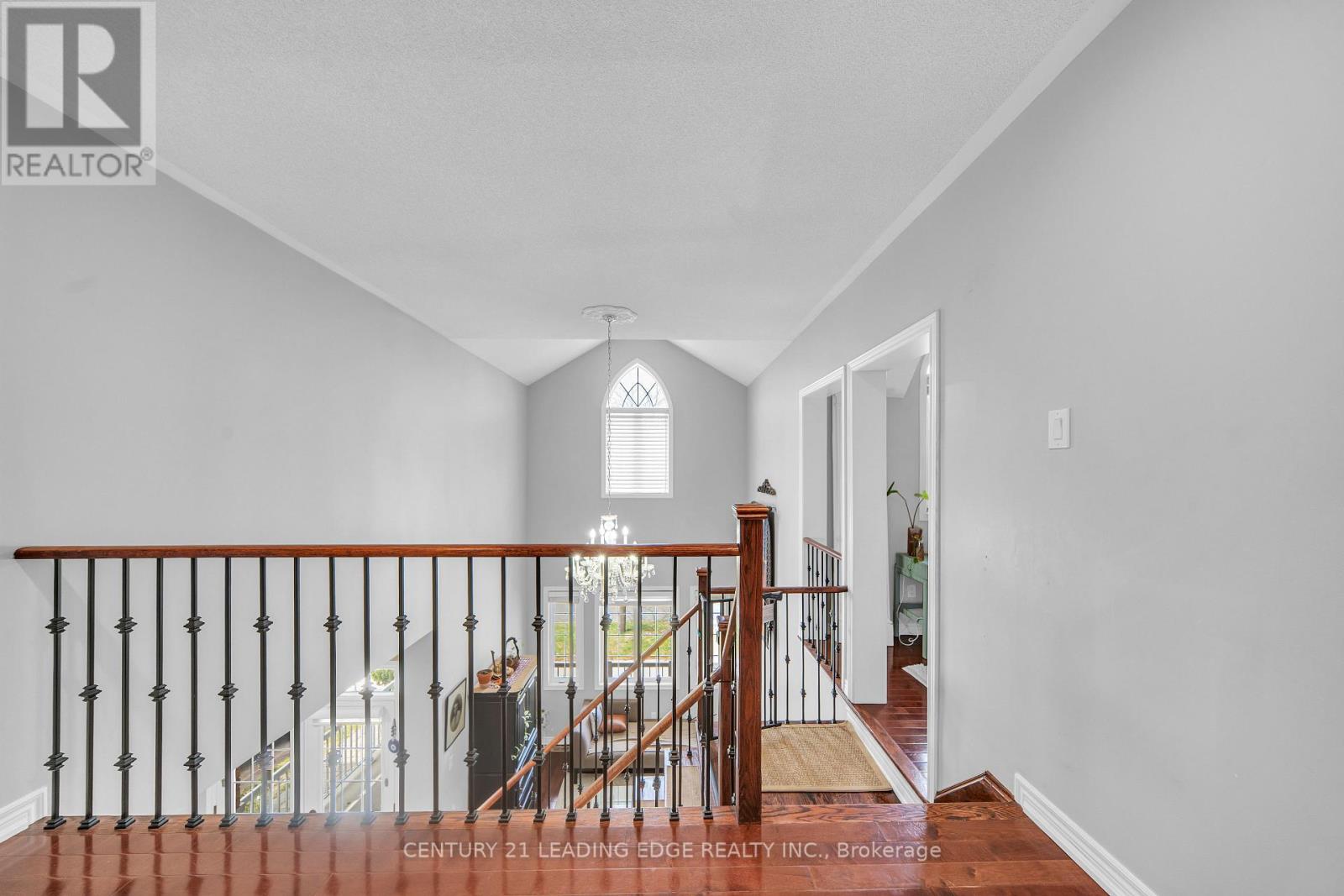 13 FORESTBROOK DRIVE — photo 28