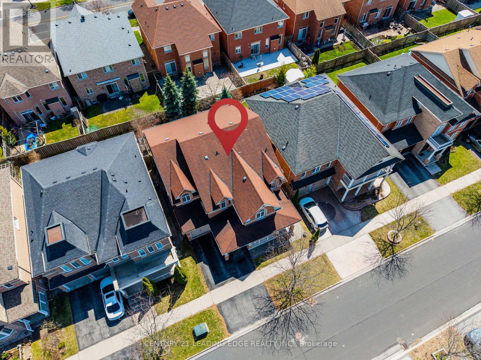 13 FORESTBROOK DRIVE - 3