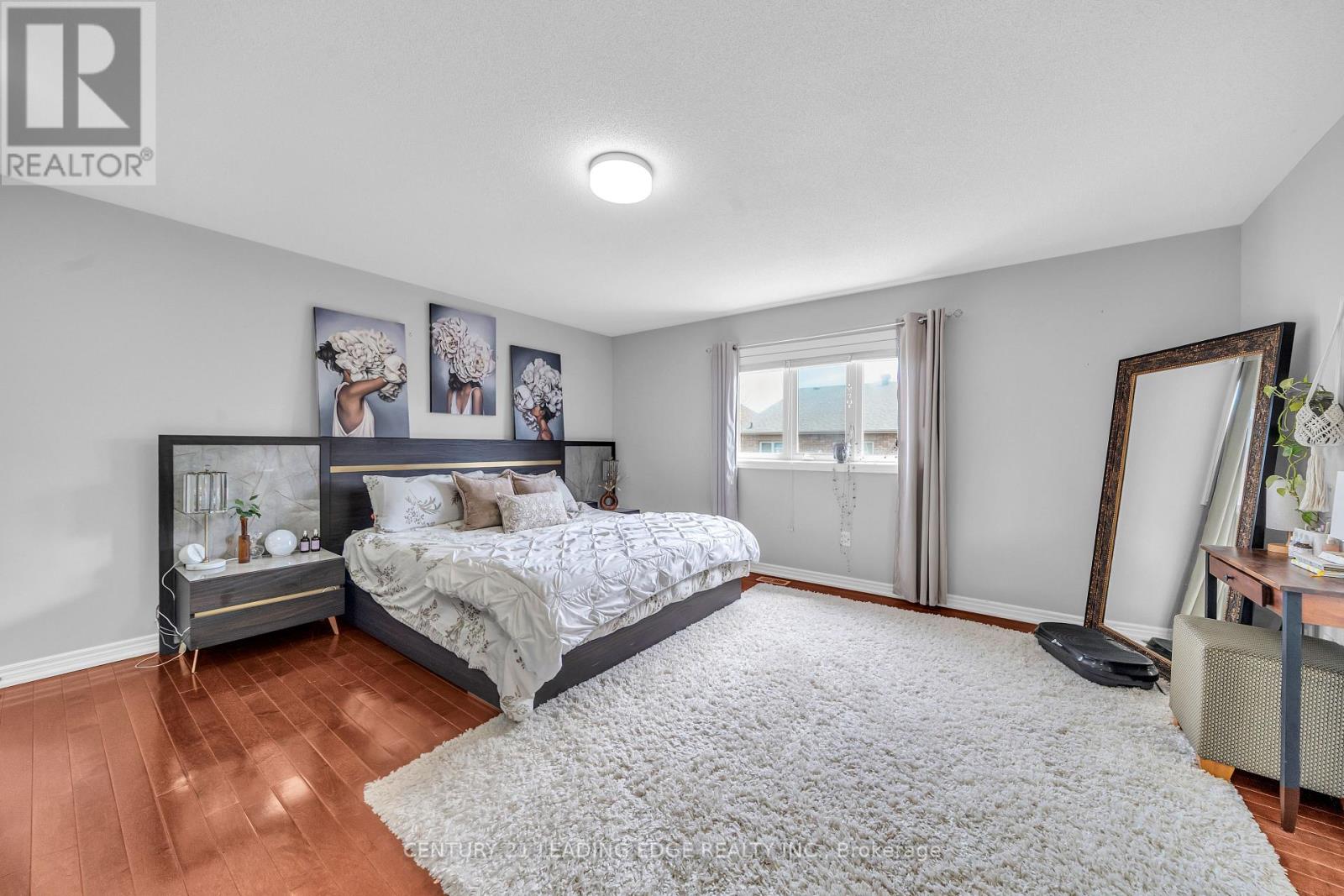 13 FORESTBROOK DRIVE - 37