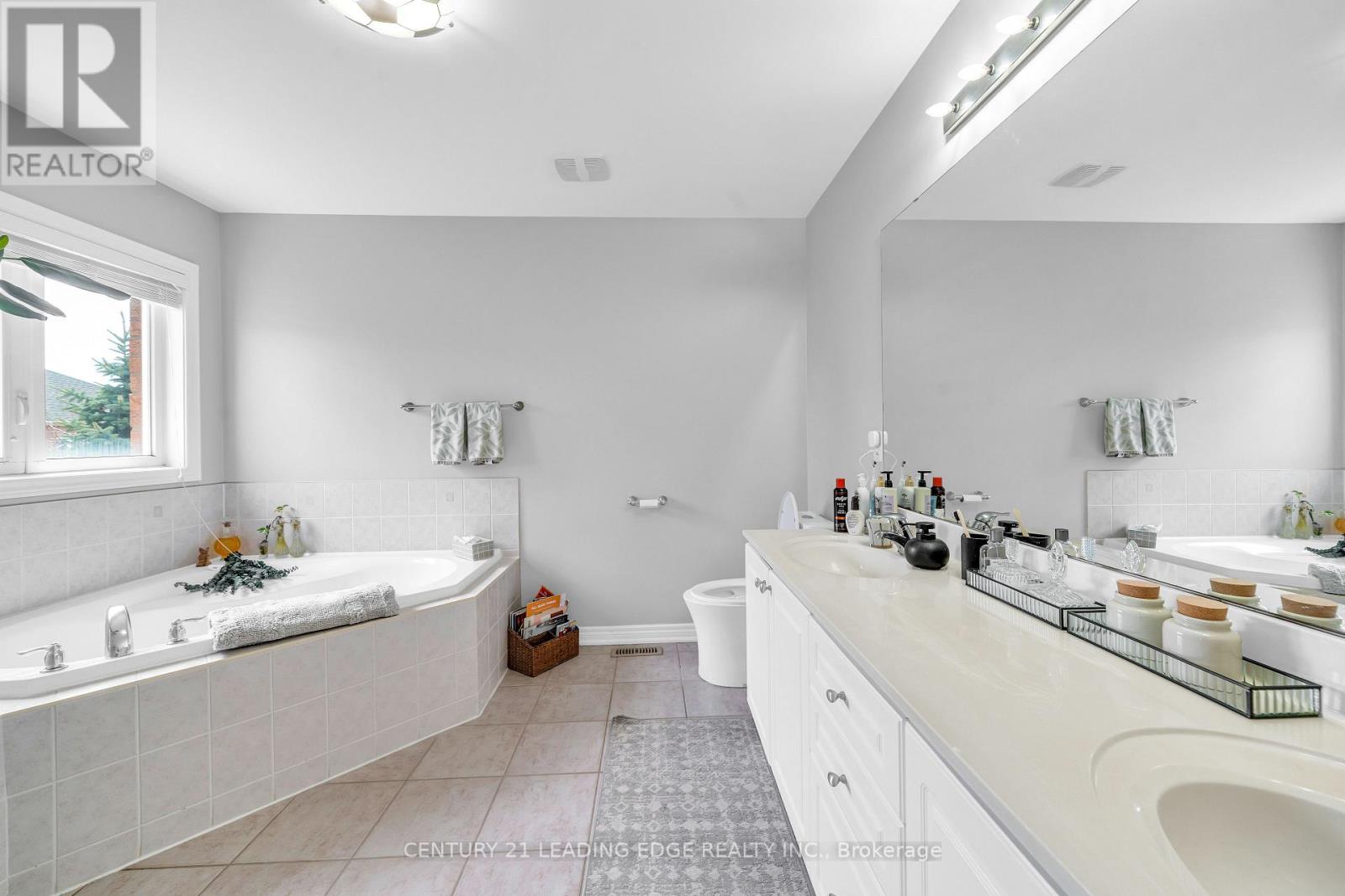 13 FORESTBROOK DRIVE - 39