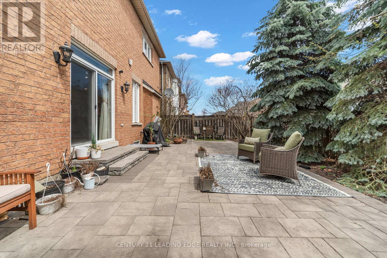 13 FORESTBROOK DRIVE — photo 45