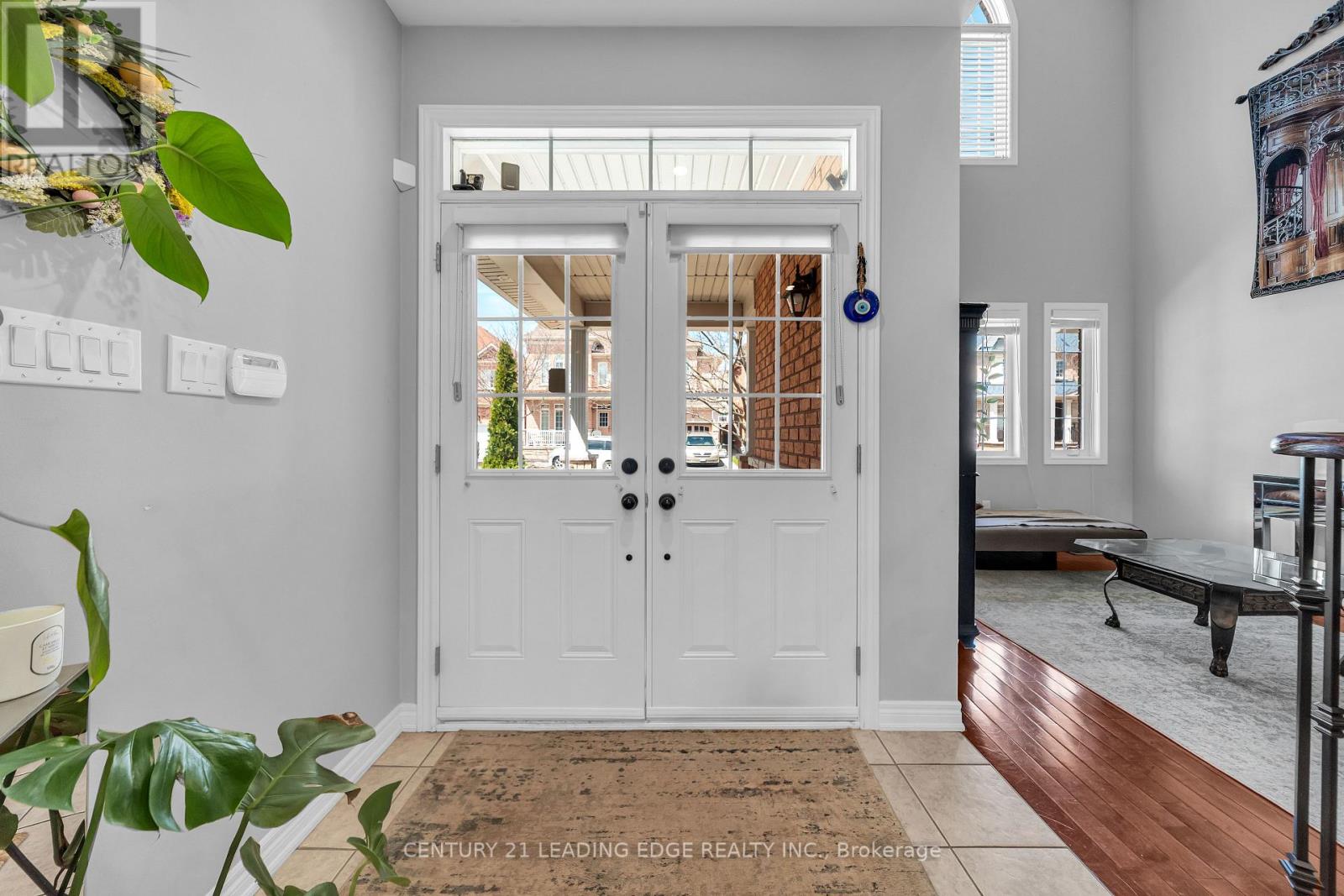 13 FORESTBROOK DRIVE — photo 8